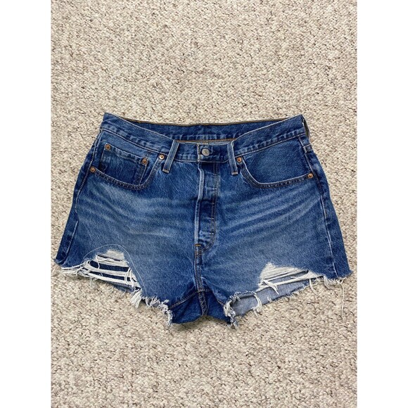 32 Levi's 501 High-Rise Button Fly Distressed Raw Hem Shorts - Picture 1 of 7
